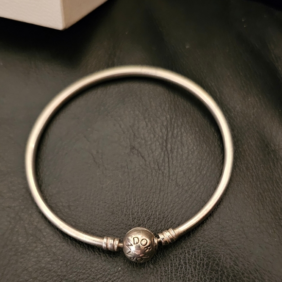 Pandora Sterling Silver Bracelet with Jewlery Box EUC - Picture 6 of 7